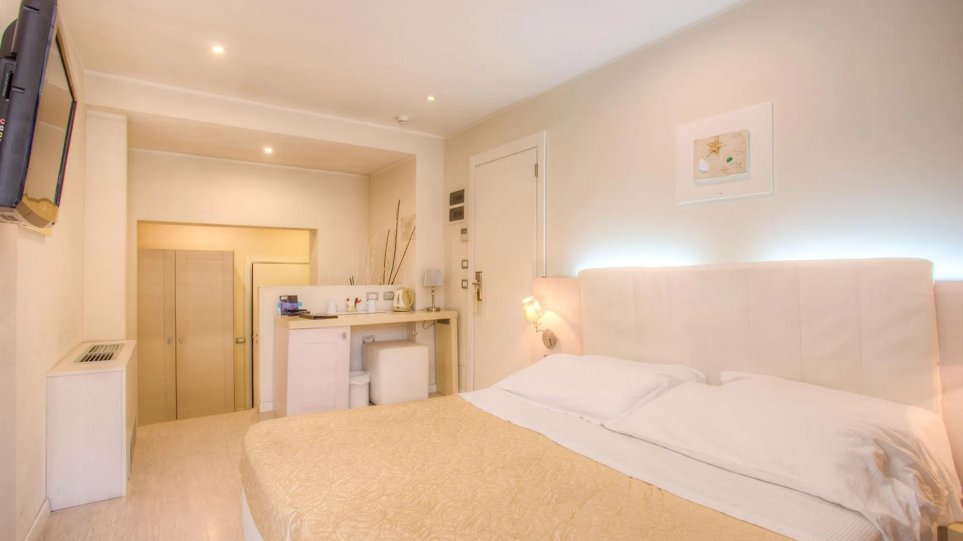 ****  Ferretti Beach Hotel Rimini Italien